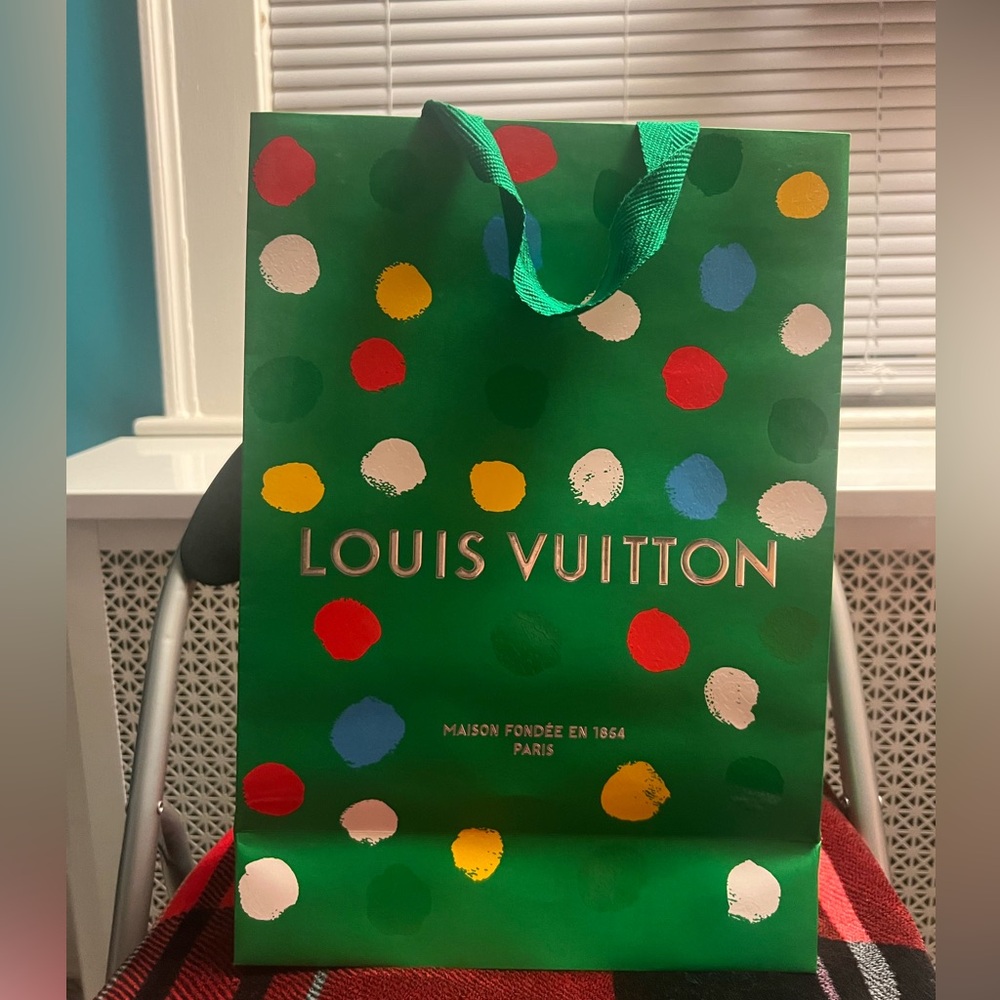 Louis Vuitton Holiday Shopping bag